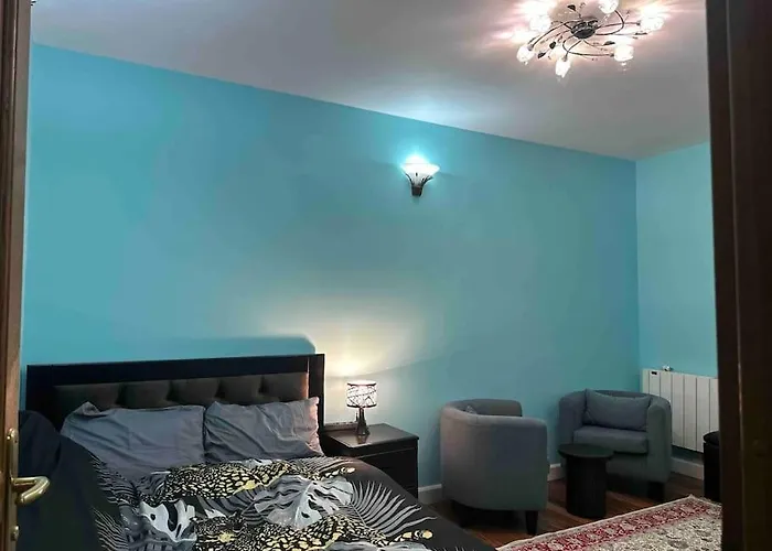 Appartement Apparemment - Tour Eiffel - Grenelle Paris